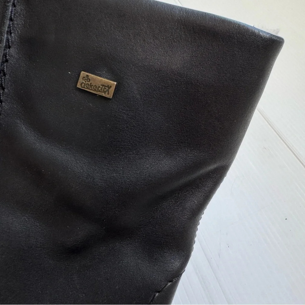 Rieker fur lined leather Womens Black Winter Boots size 37 / 6-6.5 US